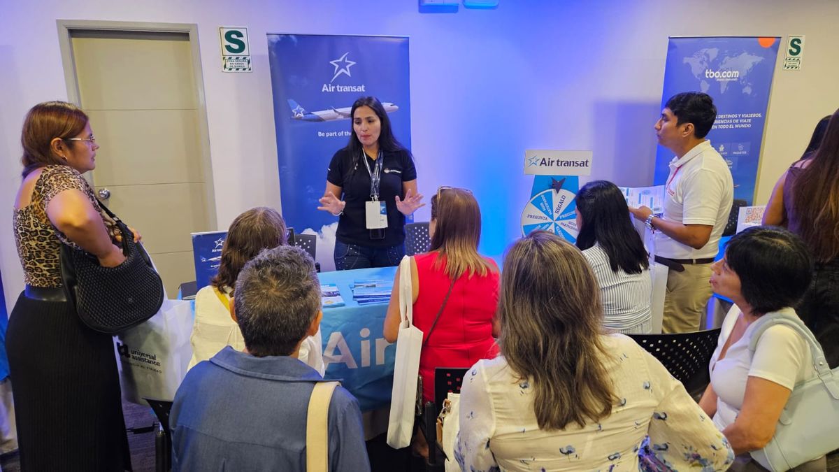 En Aviareps Around The World Perú 2026, Air Transat generó espacios de interacción directa con agentes, presentando su propuesta hacia Canadá y Europa.