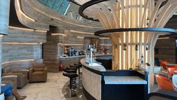 Estas son las instalaciones y salones VIP públicos que puedes utilizar en el Aeropuerto de Santiago&nbsp;