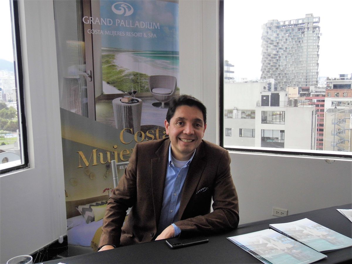 Javier Delgado, Country Sales Manager para Colombia y Ecuador de Palladium Hotel Group. - Ladevi Medios y Soluciones Javier Delgado, Country Sales Manager para Colombia y Ecuador de Palladium Hotel Group.