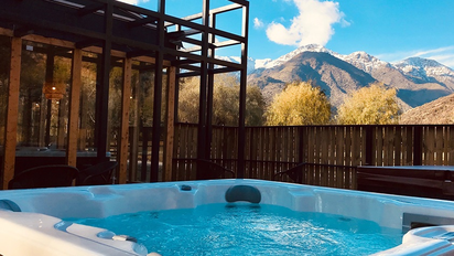 La Leonera Hotel propone una Semana Santa de desconexión entre hidromasaje, naturaleza y salidas breves por la precordillera de Codegua.