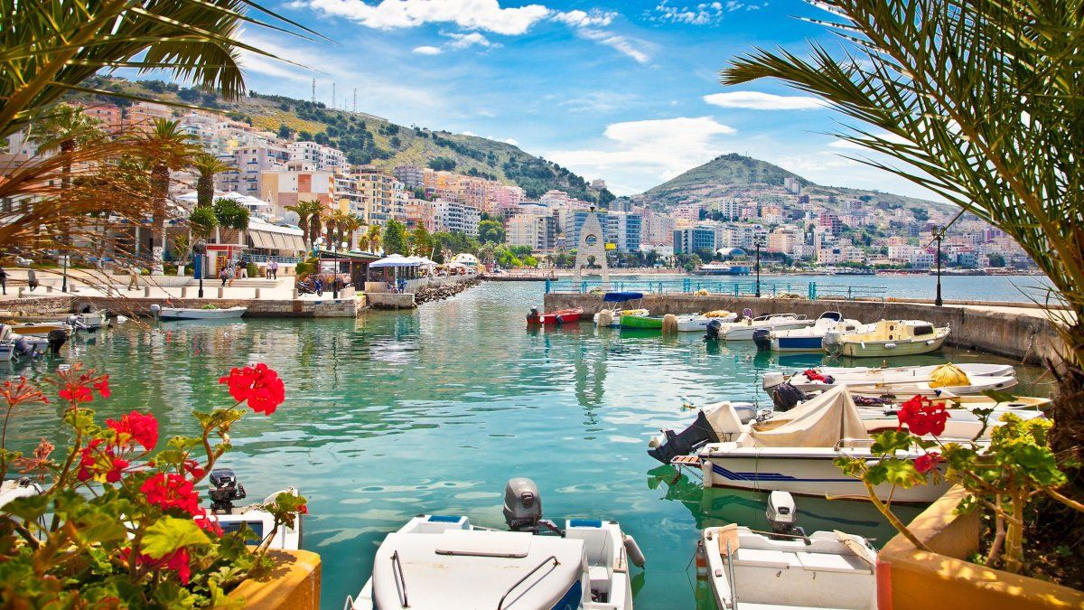 Dopazo & Ravenna cuenta con la salida programada al Norte de Italia, suslagos y la Toscana.&nbsp;