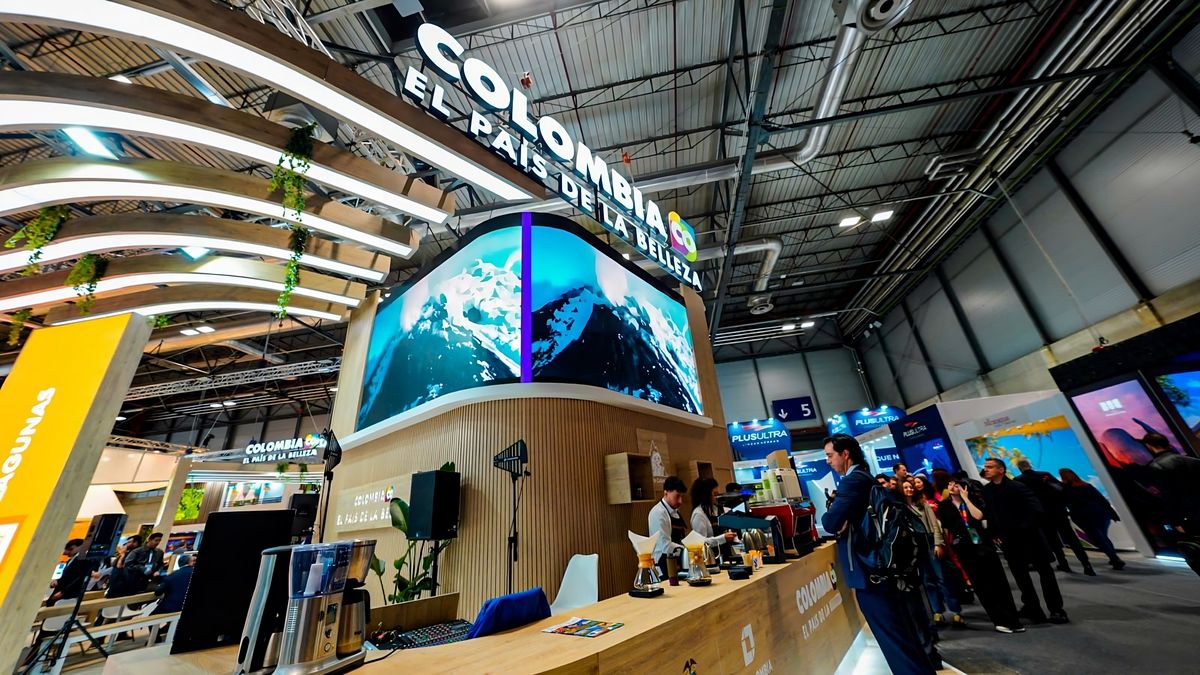 Destinos colombianos llevan sus ofertas turísticas a Fitur 2025.