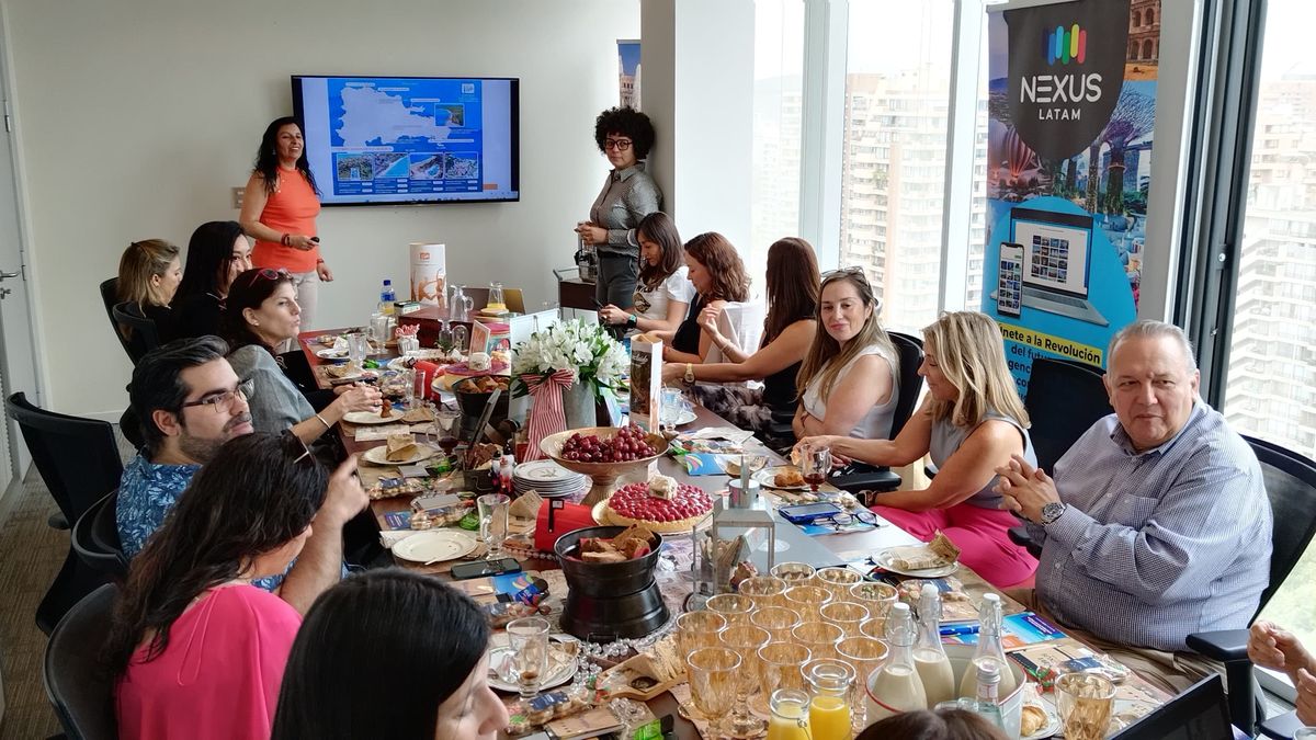 Presentación de Viva Resorts junto a la Oficina de Turismo de República Dominicana. 