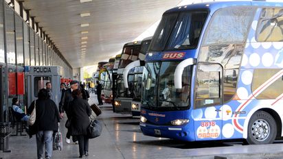 Las empresas de ómnibus están tomando recaudos sobre las ventas de los boletos para el verano por la falta de un escenario claro en relación a sus costos, indicaron desde Celadi.