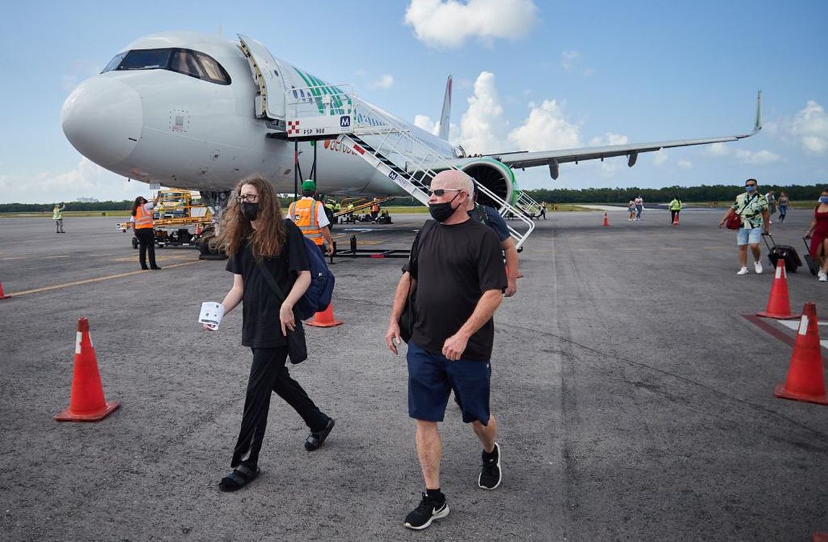 Viva Aerobus inicia la ruta de verano Cozumel-Monterrey