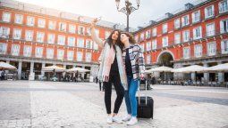 Vacaciones: en Plaza Mayor de Madrid es posible conocer parte del pasado esplendoroso de España y Europa.
