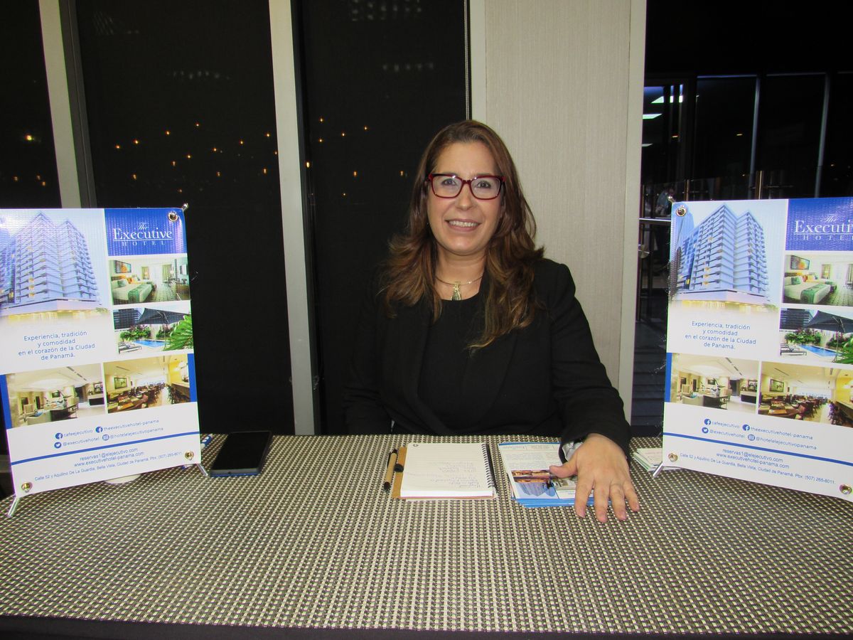 Hazel Mc Donald, ejecutiva comercial de The Executive Hotel.