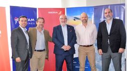 Edwin Rincón (American Airlines), Roberto Bonifaz (M&M Group), Bryan Thompson (Iberia), Ignacio Roca (M&M Group) y Edgar Andrade (Latam Airlines). 