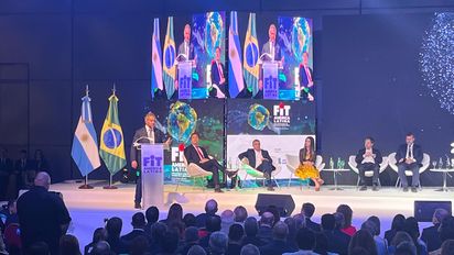 FIT 2024: Daniel Scioli, secretario de Turismo, Ambiente y Deportes en la inauguración oficial de la feria.