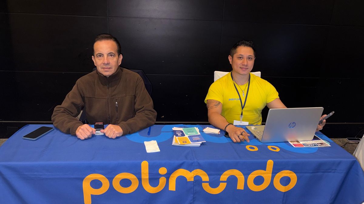 Patricio Cattán, gerente de Agencias del grupo turístico Polimundo, y David Cevallos, ejecutivo comercial, en los Ladevi Workshop.