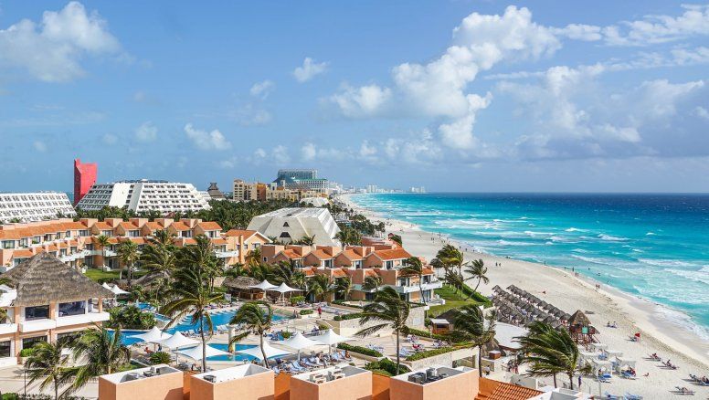 Cancún se encuentra entre los seis destinos que concentran el 92.5% del turismo internacional.
