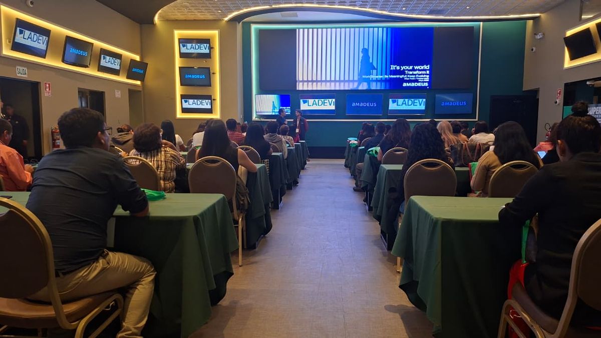 Agentes de viajes durante la capacitación de Amadeus en Ladevi Workshop Lima 2026. Agentes de viajes durante la capacitación de Amadeus en Ladevi Workshop Lima 2026.