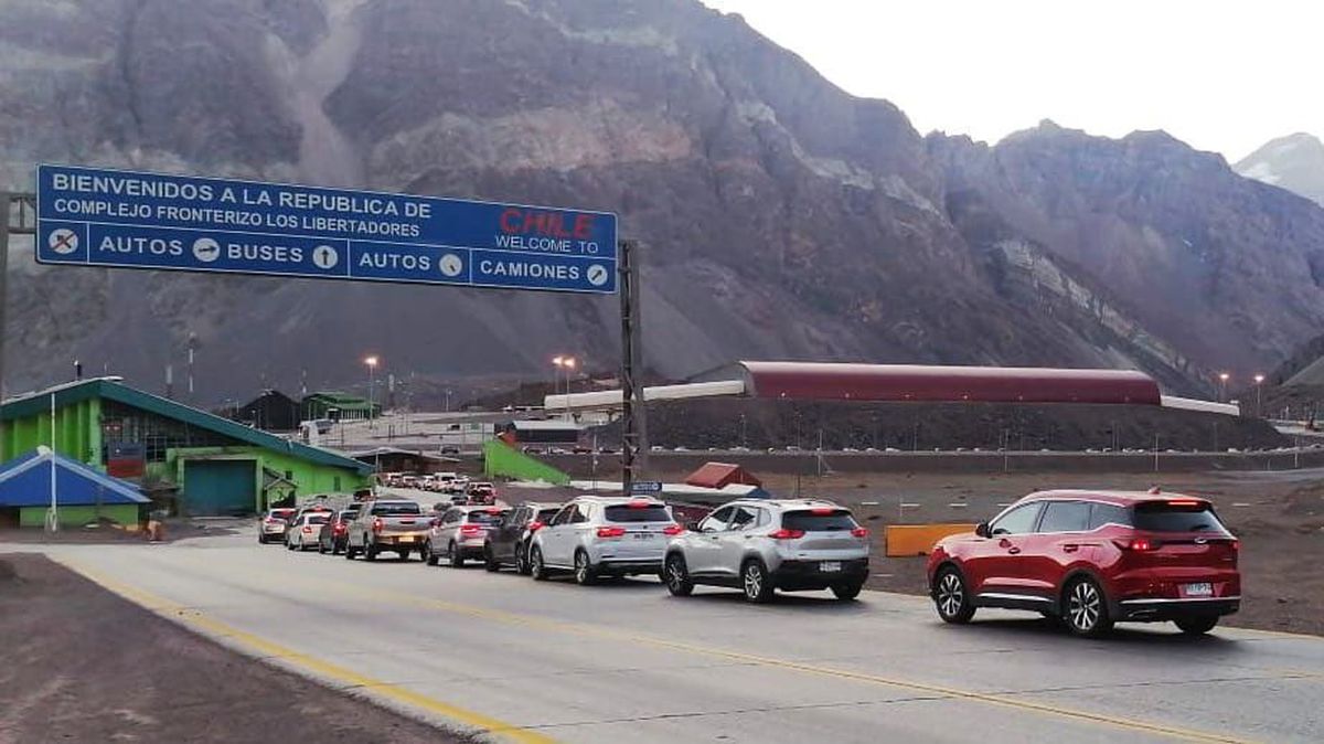 El Paso Los Libertadores es el principal punto de acceso de turistas argentinos a las regiones Metropolitana y de Valparaíso. - Ladevi Medios y Soluciones El Paso Los Libertadores es el principal punto de acceso de turistas argentinos a las regiones Metropolitana y de Valparaíso.