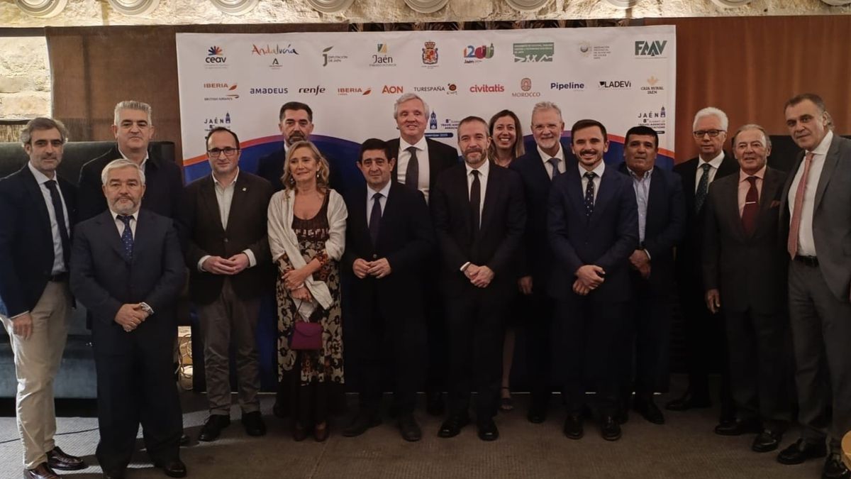 CEAV con Miguel Sanz, director de Turespaña.