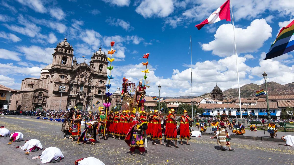 El gobernador de Cusco sostuvo que se espera entre 2500 a 2700 visitantes en Sacsayhuamán, donde se realiza la ceremonia principal del Inti Raymi. - Ladevi Medios y Soluciones El gobernador de Cusco sostuvo que se espera entre 2500 a 2700 visitantes en Sacsayhuamán, donde se realiza la ceremonia principal del Inti Raymi.