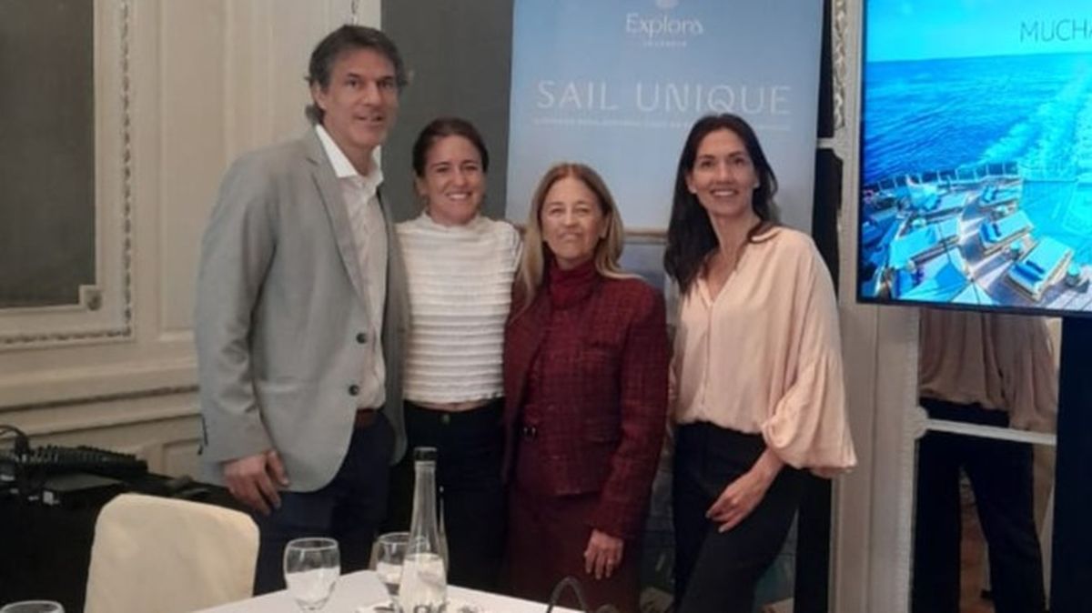 Ejecutivos de Roca Transport System y Explora Journeys.