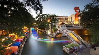 Regresan los vuelos de México a San Antonio