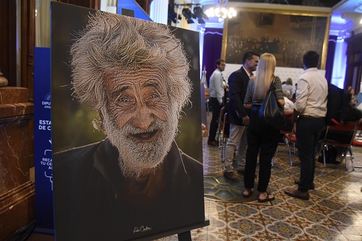 La exposición es exhibida en el entrepiso -pasillo de conexión- del Anexo “A” de la Honorable Cámara de Diputados y podrá ser recorrida hasta el 21 de abril.