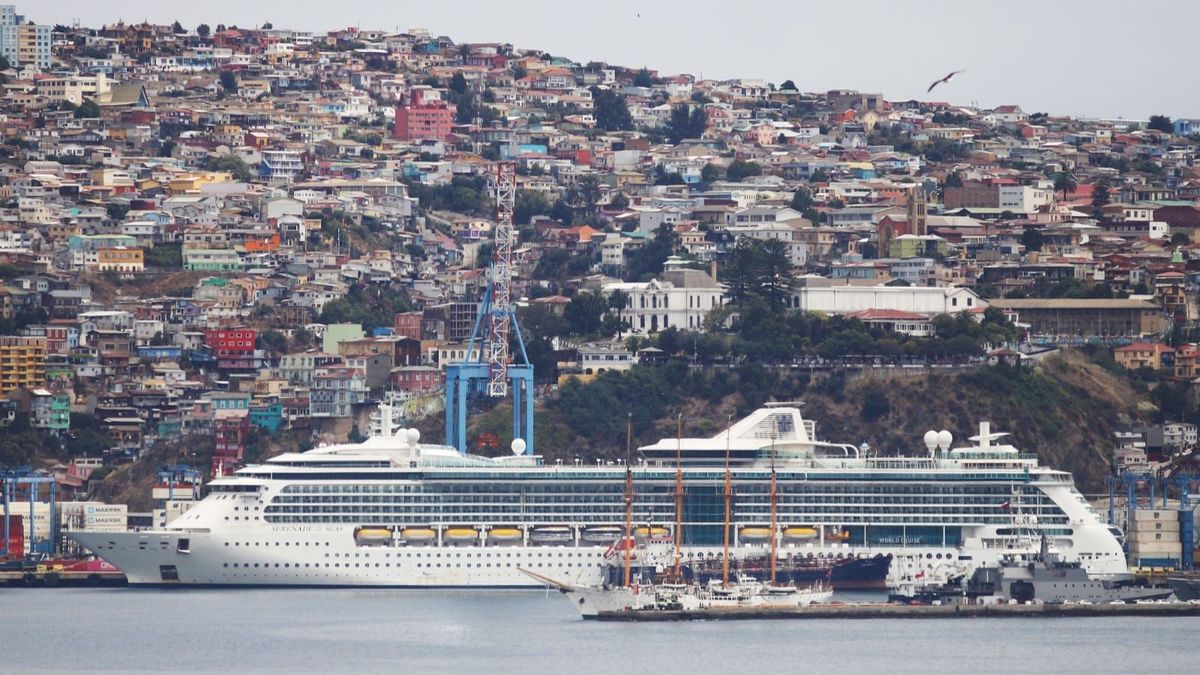 Temporada de cruceros en el Puerto de Valparaíso se extenderá entre octubre y abril de 2026.