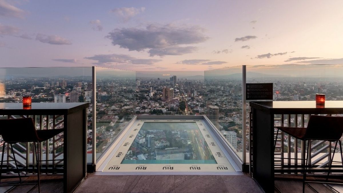El Rooftop Bar cuenta con capacidad para 270 personas