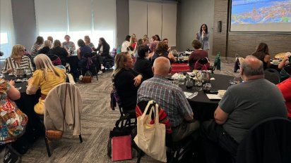 La comitiva de Puerto Vallarta fortaleció el vínculo con la mayorista WestJet Vacations e incrementó su base de datos de agentes de viajes en las ciudades visitadas. &nbsp;