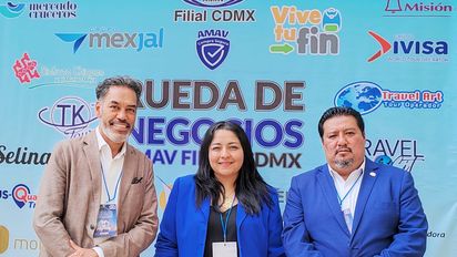Alejandro y Aniliú Vallejo, directivos de VA Corporativo con Edgar Garcia presidente de AMAV Filial CDMX
