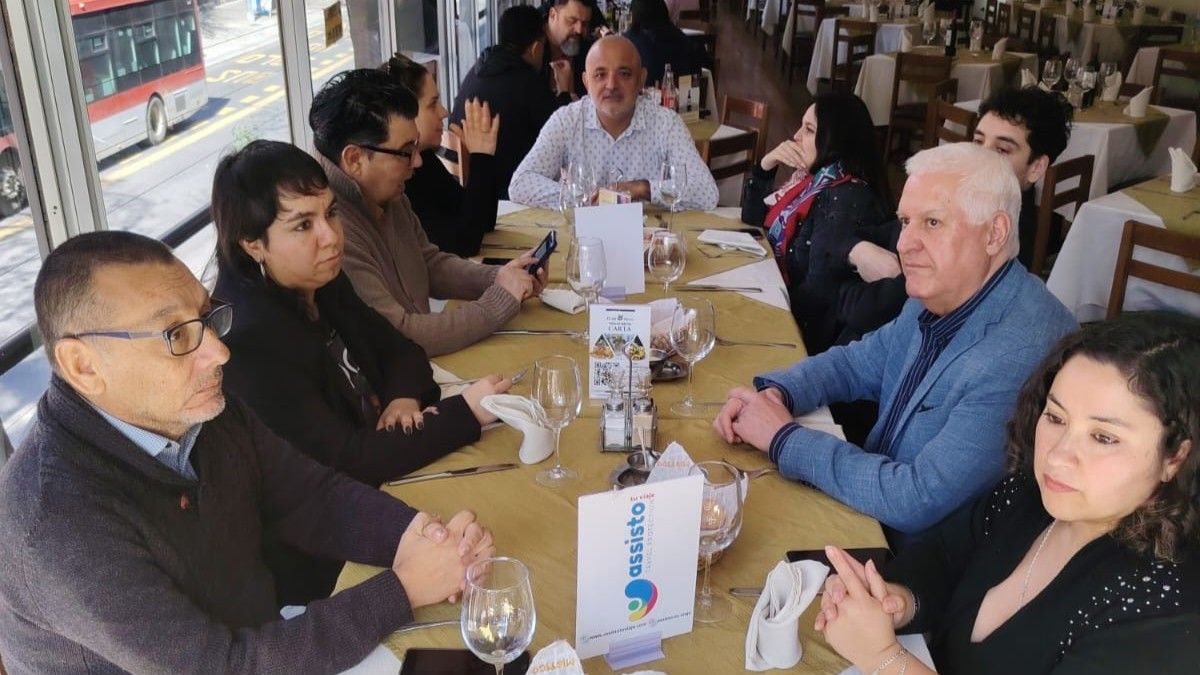 Assisto Tu Viaje en almuerzo con AgentedeViajes.CL