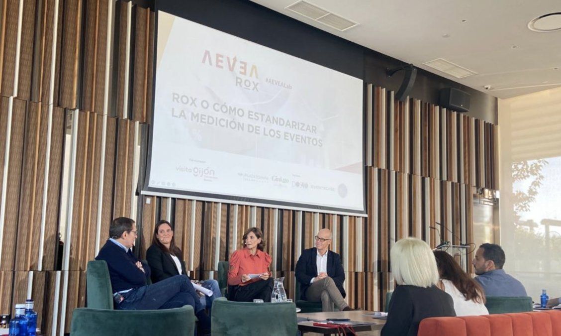 Evento de presentación de ROX por parte de AEVEA en el centro de Madrid