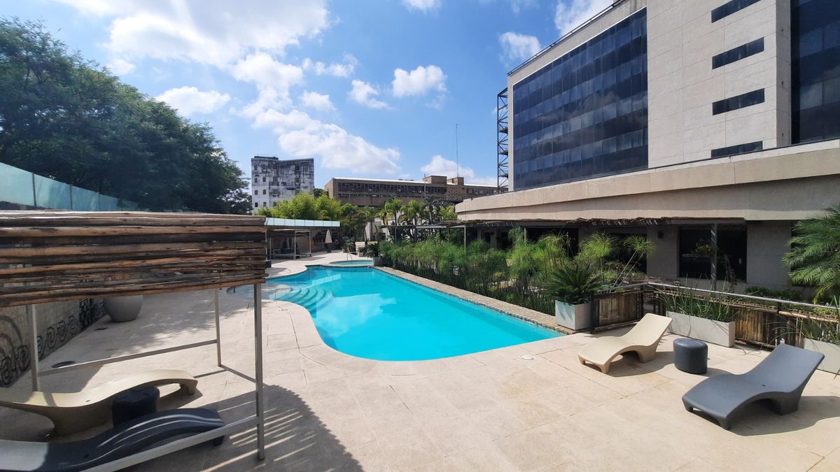 El Hotel Hilton Garden Inn se presenta como una excelente opción corporativa tanto para eventos como para alojamiento.