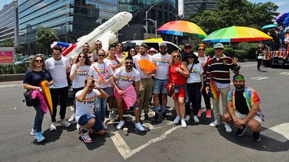 El equipo de American Airlines participió en la marcha LGBTQ en Ciudad de México y Monterrey.