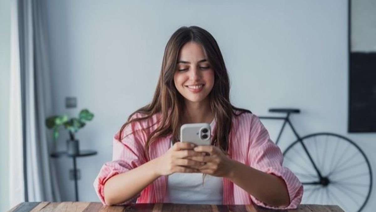 Perú: una cuenta digital suele ser una cuenta de ahorros que puede abrirse o administrarse principalmente mediante una aplicación o plataforma en línea. La denominación se refiere al canal de contratación y operación, no necesariamente a un tipo de depósito diferente.