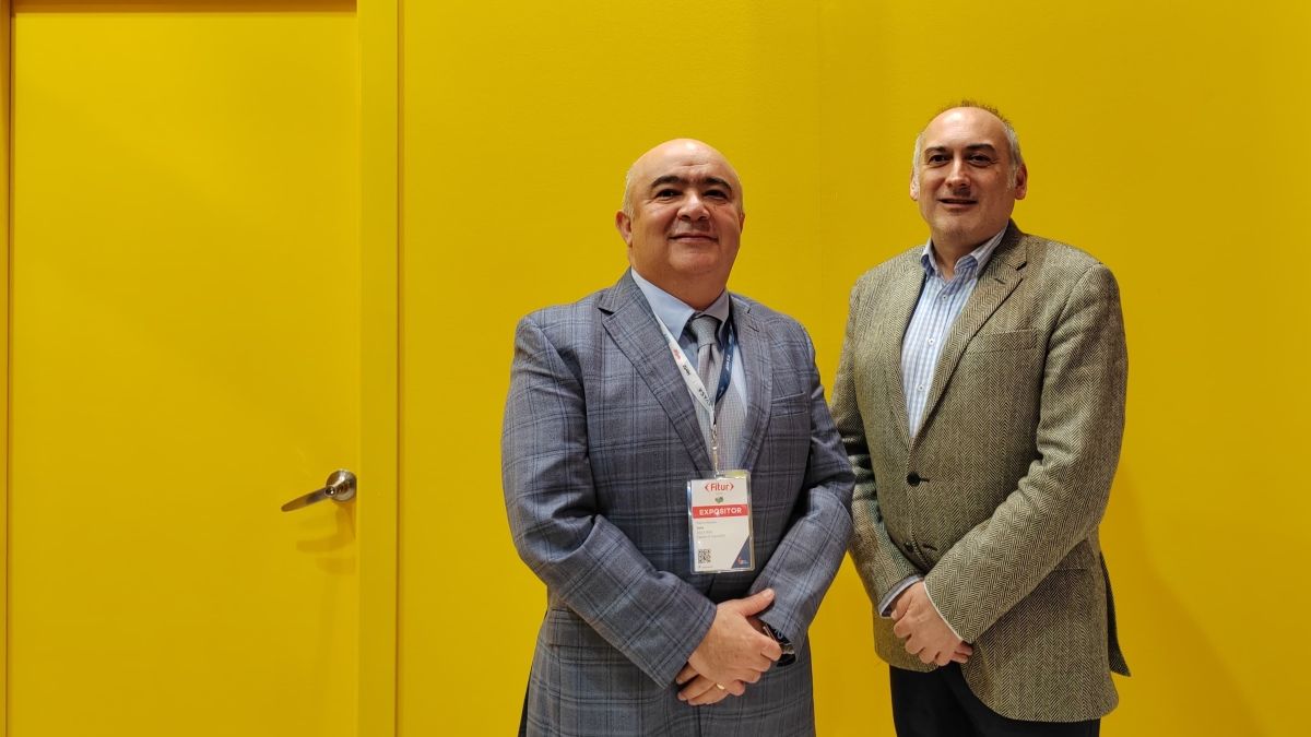 Marco Andueza y Vicente Muñoz, CEO y director comercial de Hertz Corporación Avasa México.