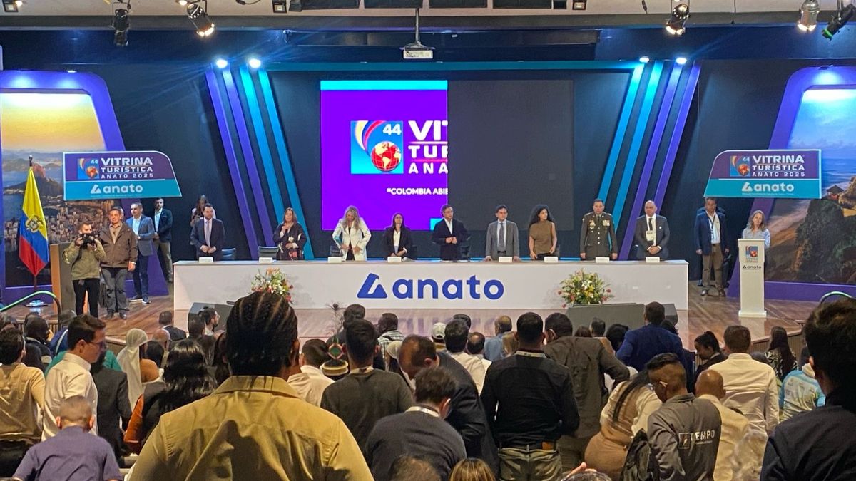 Segundo acto de inauguración de la feria. Segundo acto de inauguración de la feria.