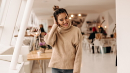 Chile: saber cómo usar sweater de manera efectiva te permite crear looks versátiles que se adaptan a cualquier ocasión y temporada.