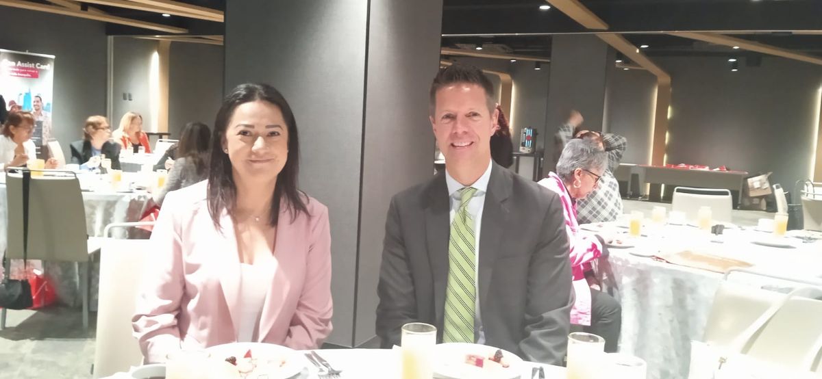 Imagen tomada durante el desayuno - seminario de Sierra Madre.