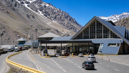 El Gobierno de Argentina busca implementar tiendas duty free en pasos fronterizos terrestres, con el complejo Cristo Redentor como principal candidato.