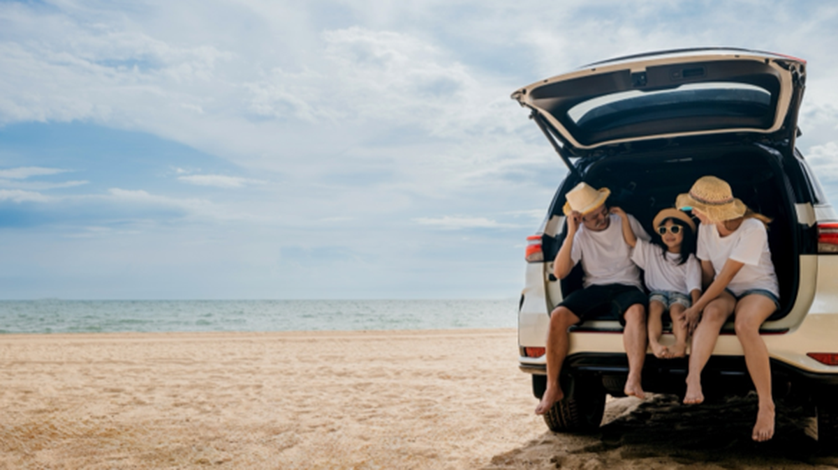El modelo de viaje que combina vuelo más coche se consolida como una de las principales tendencias del verano