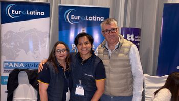 Tatiana Andrade, ejecutiva de Eurolatina; Álex Constante, responsable comercial; y Jorge Martin, gerente general, en el Ladevi Workshop en Quito.&nbsp;