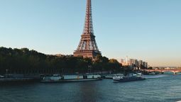 Atout France, en conjunto con Relais & Châteaux, presentó las fortalezas de Francia en materia de turismo sostenible.