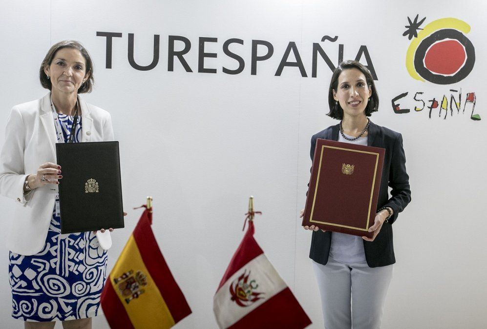 Perú inició su proceso a Destino Turístico Inteligente en Fitur 2021. - Ladevi Medios y Soluciones Perú inició su proceso a Destino Turístico Inteligente en Fitur 2021.