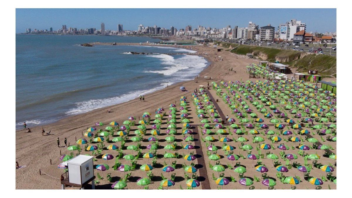 Verano: ¿Cuánto costará alquilar sombrilla en Mar del Plata?