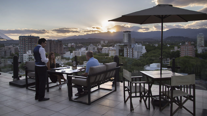 La ciudad de Mendoza es un gran destino para hacer escapadas en pareja esta Semana Santa 2024 y disfrutar de sus atractivos.