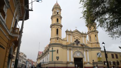 Esta nueva pista favorecerá a la población, así como logrará la reactivación económica y turística.