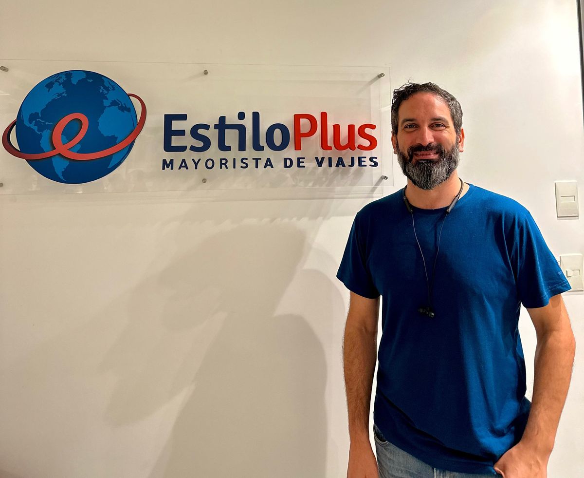 Gabriel Suárez Pérez, ejecutivo de Cuentas de EstiloPlus.