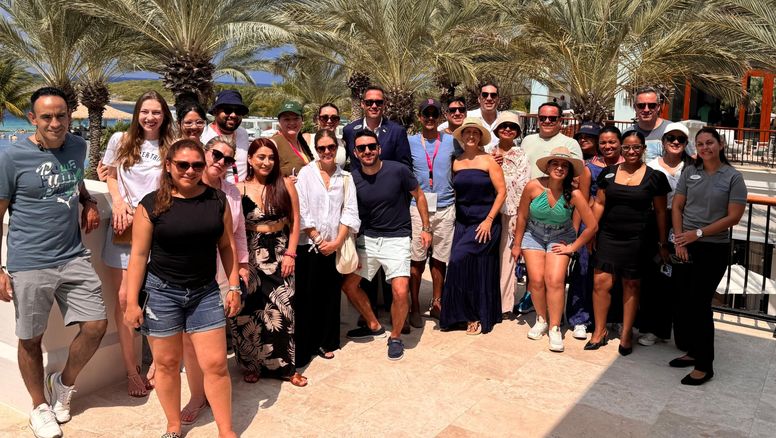 Agencias de viajes exploraron Sandals Royal Curazao en el marco del Simposio Sudamérica 2025. 