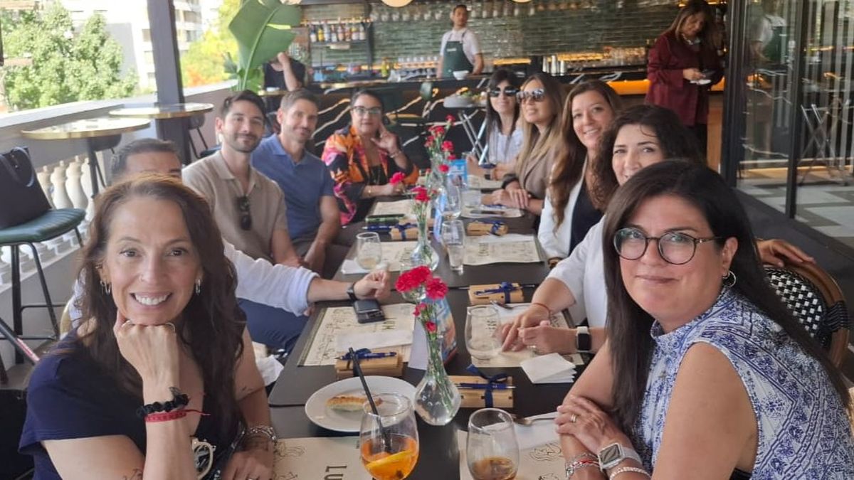 Agentes de viajes dutrante presentación de temporada de Royal Caribbean. Agentes de viajes dutrante presentación de temporada de Royal Caribbean.