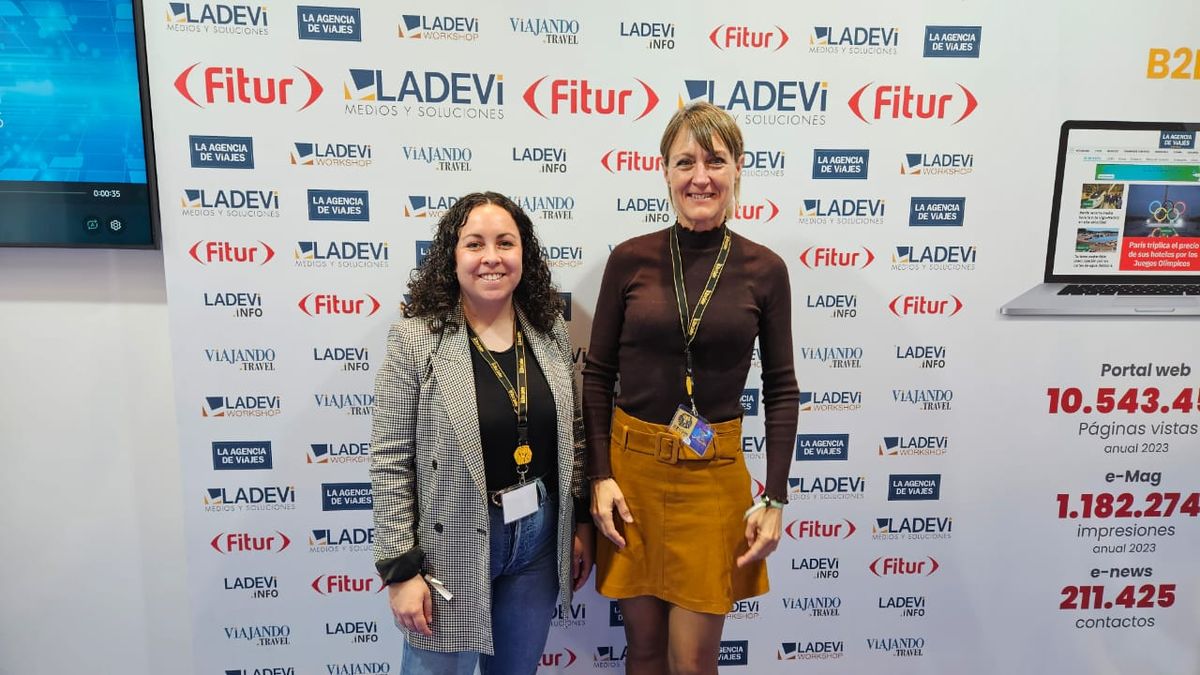 Karina Maya Malvicini y Raquel Maniega de Stage Entertainment España.