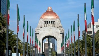 Celebra el Día de la Revolución en estos sitios durante el puente