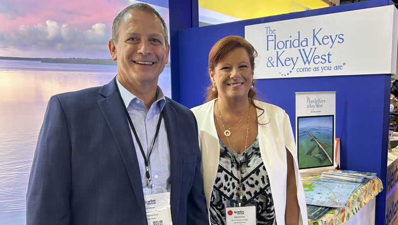 Ed Simon, vicepresidente ejecutivo de Visit Florida Keys; y Sabine Pons, directora senior de Ventas.