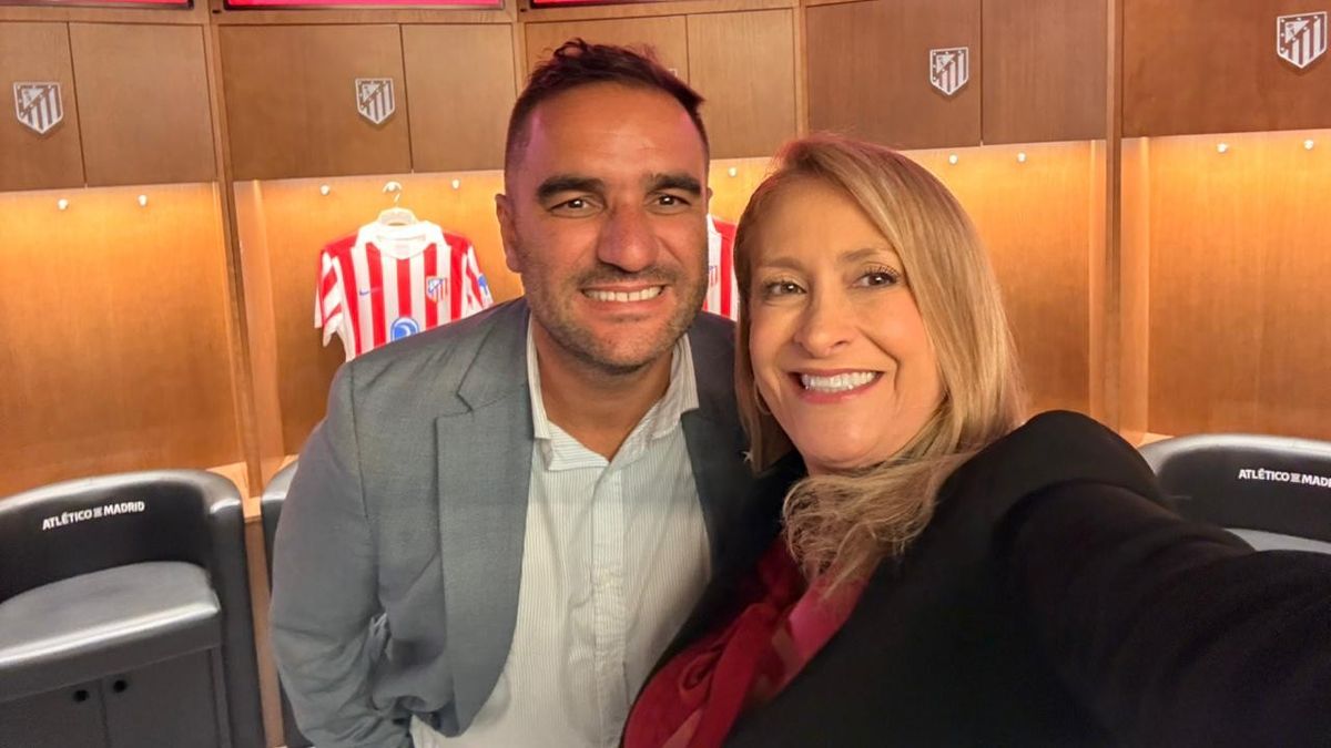 Joao Abegao, director comercial para Latam de de Iberostar Hotels & Resorts. junto a Sonia Triana, directora de CIC Travel Chile. Joao Abegao, director comercial para Latam de de Iberostar Hotels & Resorts. junto a Sonia Triana, directora de CIC Travel Chile.